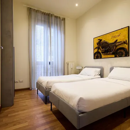 First Moon-emme Loft Milan